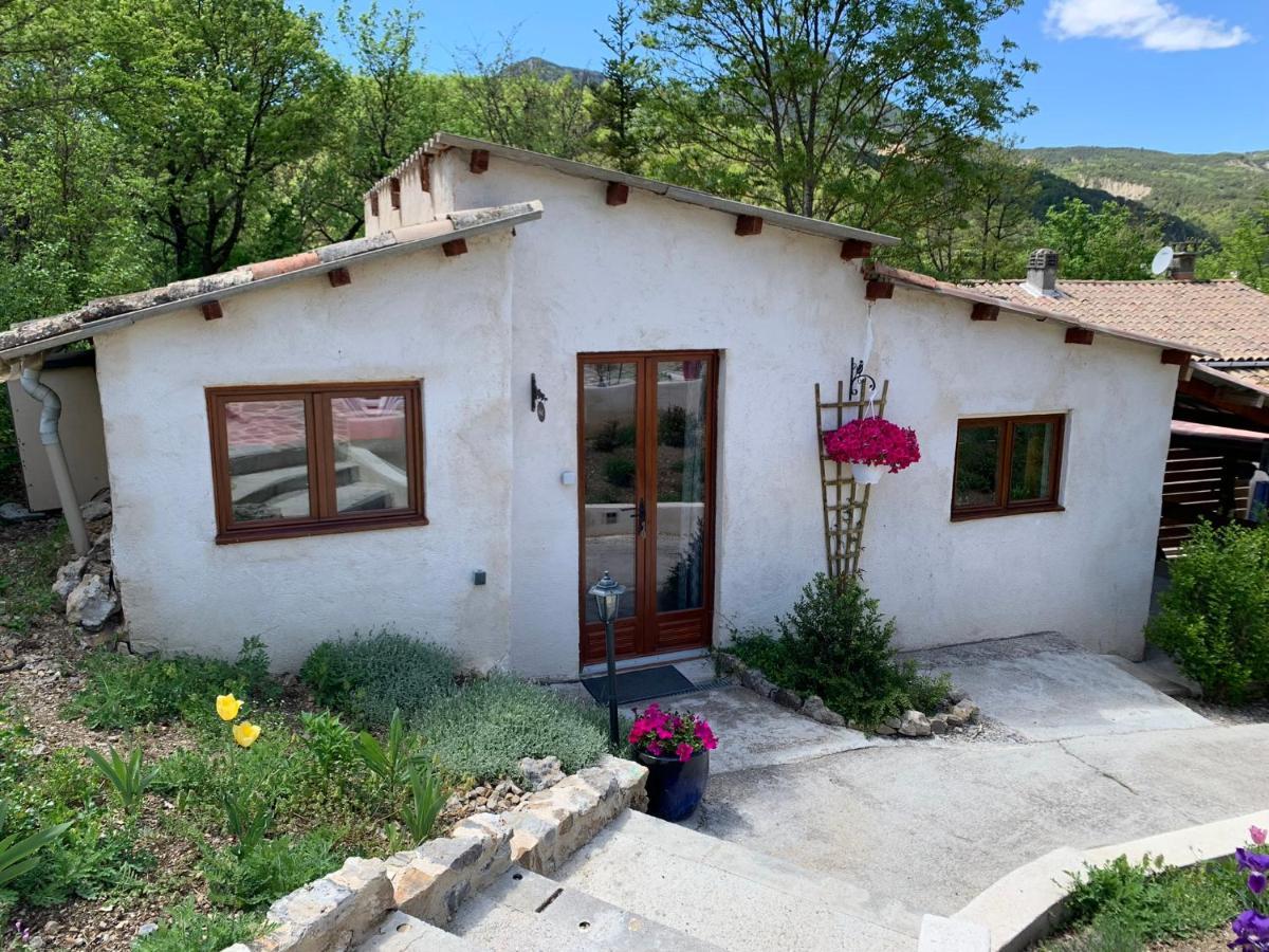 Maison Castellane Chambre D'Hotes B&B エクステリア 写真