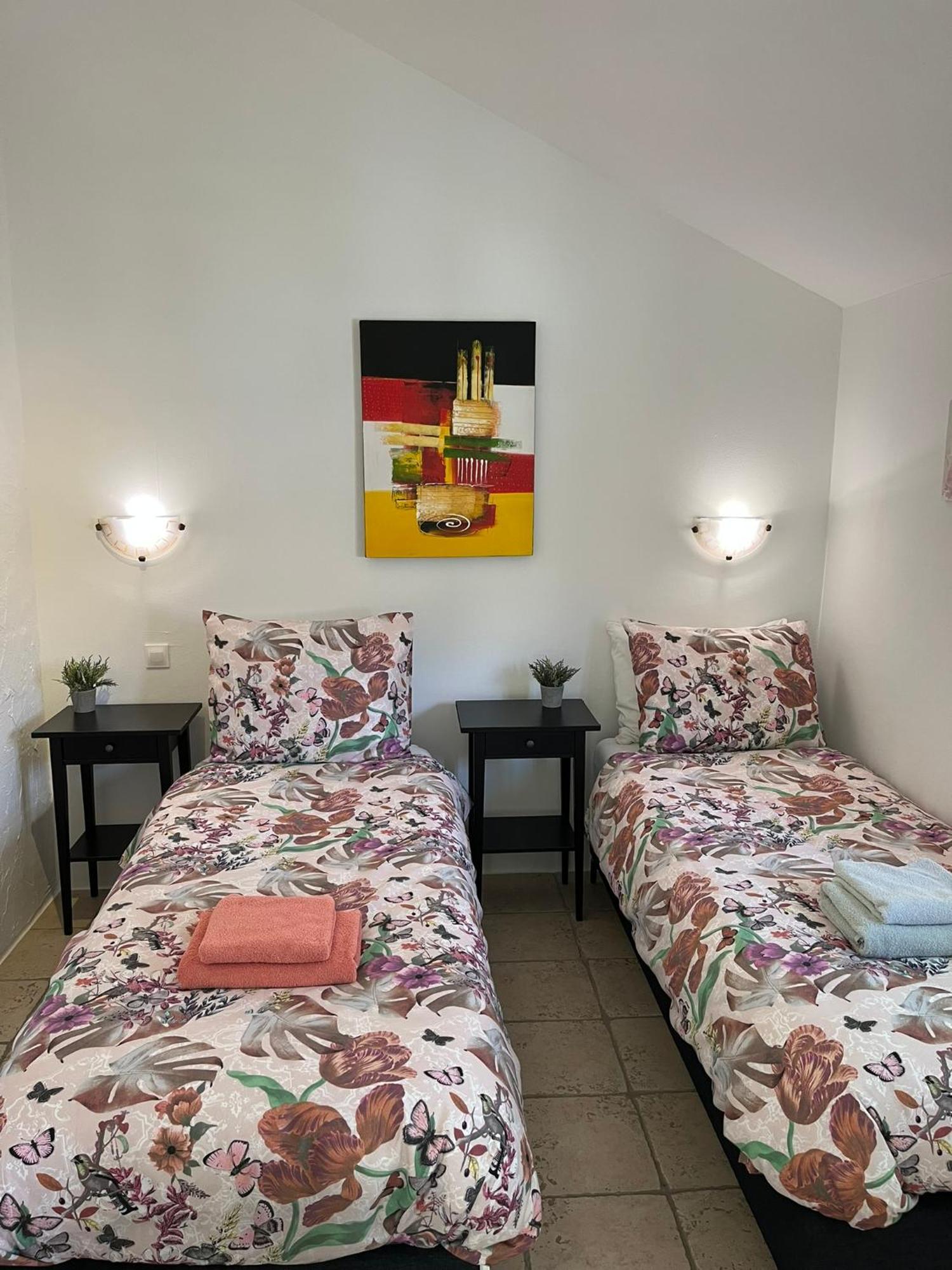 Maison Castellane Chambre D'Hotes B&B エクステリア 写真